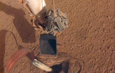Робот NASA поможет кроту, который застрял на Марсе