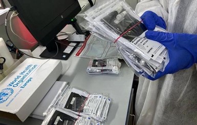 ВОЗ передала Украине тысячу тестов на коронавирус