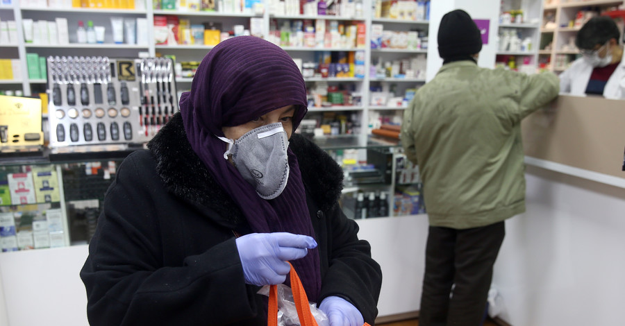 В случае появления коронавируса в Украине отменят учебу и праздники