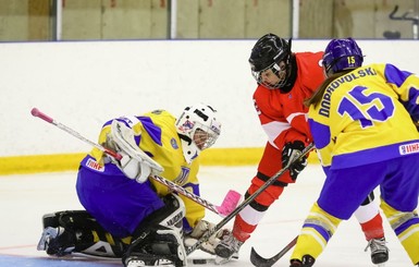 Женская сборная по хоккею провалилась на Чемпионате мира