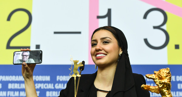 Победители Берлинале-2020: иранский фильм и 
