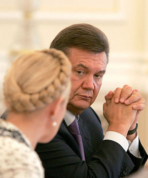 В борьбе за кресло президента схлестнутся Янукович и Тимошенко 