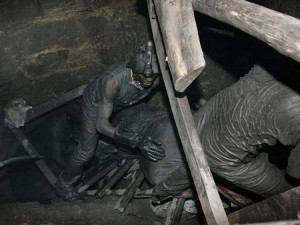 12 шахтеров могут не вернуться живыми 