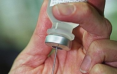 В случае отказа от вакцинации врачи прогнозируют 10 тысяч смертей 