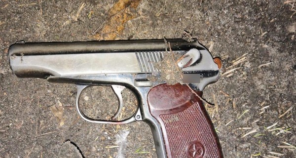 На Киевщине агрессивный мужчина обстрелял полицейских