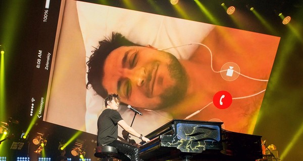 Pianoбой Дмитрий Шуров: Меня уговаривали написать гимн для партии 