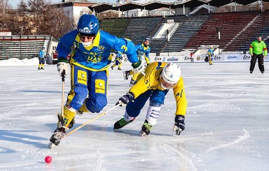 Украина вышла в финал ЧМ по хоккею с мячом, который проходит в России