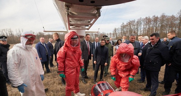 Тимошенко поместили в капсулу, чтобы показать Зеленскому санитарный вертолет