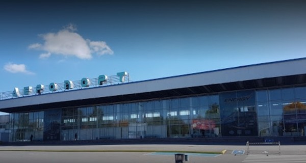 Аэропорт в Днепре возобновил работу: все боеприпасы изъяты и уничтожены
