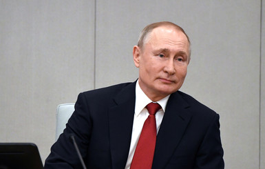 Путин назвал слова Зеленского про освобождение Освенцима украинцами 