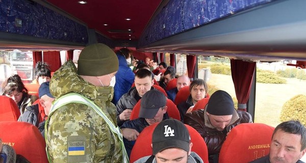 С 18 марта в Украине не работают метро, кафе, спортзалы и междугородний транспорт