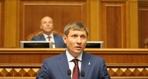 Депутат Шахов ответил Зеленскому: 17 марта в Раде я не был, за меня никто не голосовал