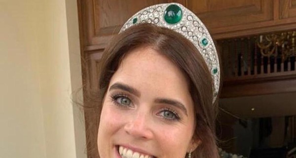 Королева Елизавета поздравила принцессу Евгению с днем рождения