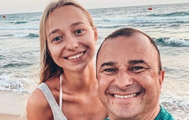 Невеста Виктора Павлика рассказала об угрозах от своего отца