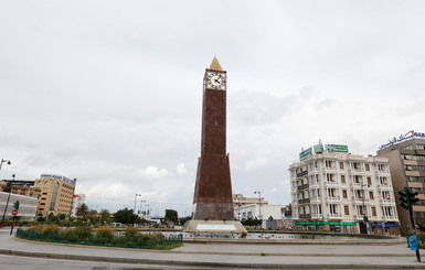 Коронавирус опустошил улицы Туниса. Страна до и после эпидемии