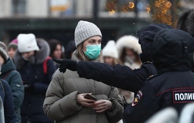 Выход из дома по QR-кодам: как в Москве борются с коронавирусом?