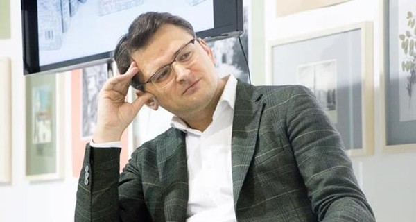 В МИД Украины готовят личную встречу Зеленского и Орбана, несмотря на коронавирус