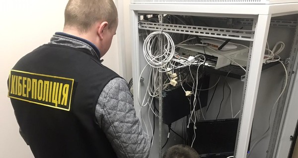 Львовяне создали сайты-клоны финансовых бирж и имитировали проведение торгов 