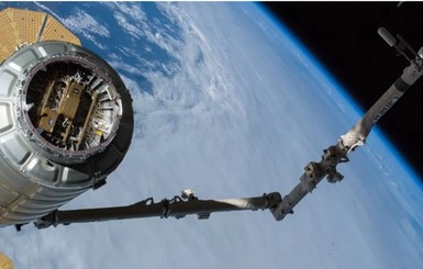 Спутники переходят в спящий режим: коронавирус добрался до космоса