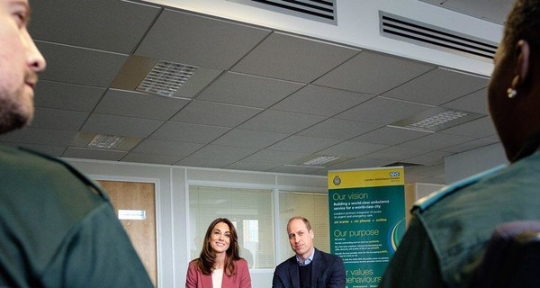 Кейт Миддлтон и принц Уильям позвонили врачам с важной миссией