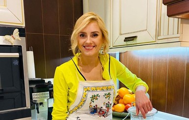 Ирина Федишин поделилась рецептом пышного бисквита