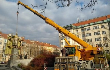 В Праге демонтировали памятник маршалу Коневу: нарушил правила карантина