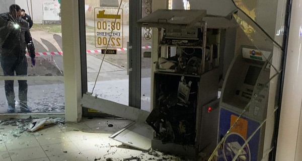 Ночью в Харькове прогремел взрыв: неизвестные подорвали банкомат