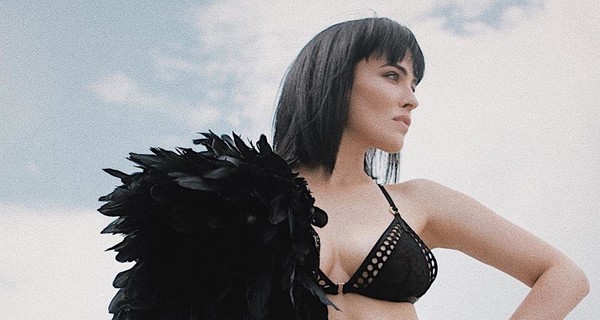 Даша Астафьева показала сексуальное фото в компании Конора Макрегора