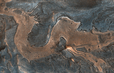 Камеры NASA обнаружили на Марсе изображение дракона