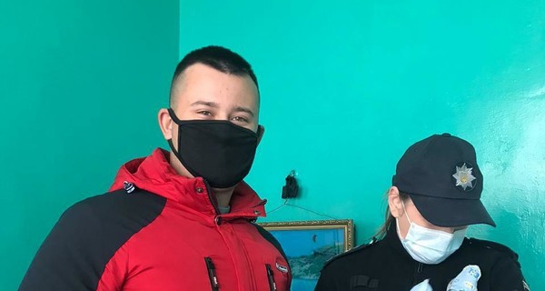 Под Херсоном женщина жила в лесу с новорожденной дочкой