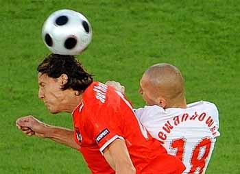 Евро-2008: Матч между Австрией и Польшей закончился «дружбой» [ФОТО] 