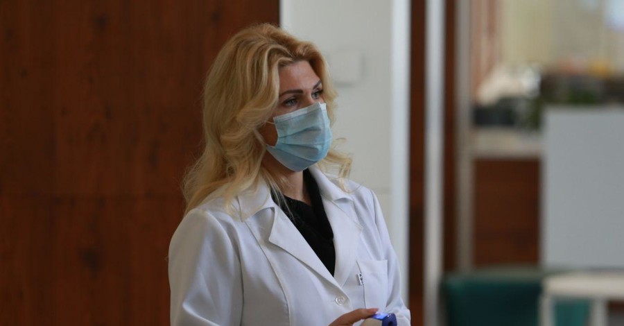 Коронавирус в Украине: в правительстве задумались над регулярным тестированием медиков