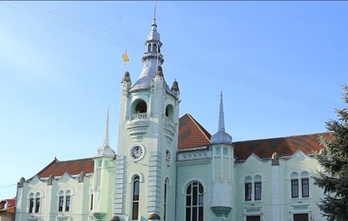В Мукачево на Пасху закрывают на карантин все церкви и рынки