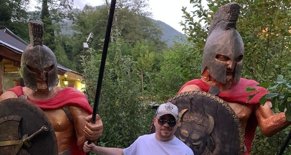 Гарик Харламов устроил кибератаку на Джонни Деппа