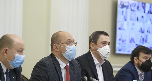 В Украине ожидаются еще два пика заболеваемости коронавирусом