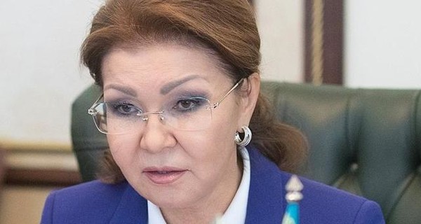 Президент Казахстана уволил дочь Назарбаева с должности спикера Сената