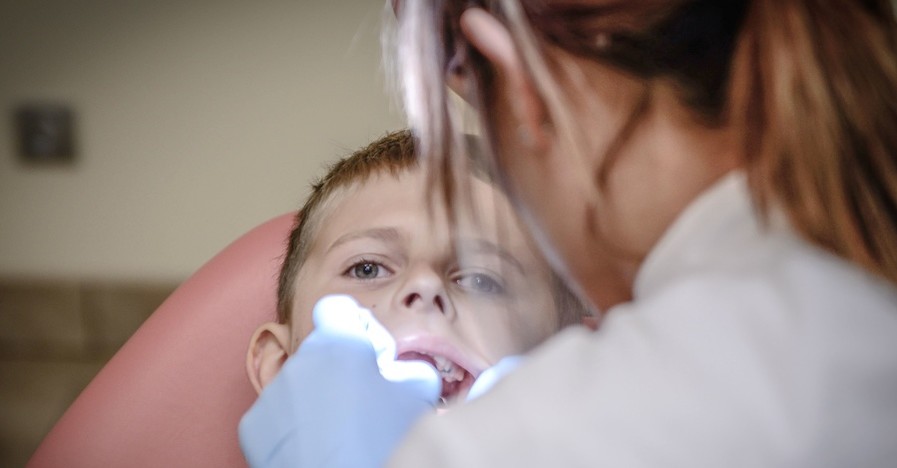 На детскую стоматологию - 9 гривен. Что нужно знать о втором этапе медреформы