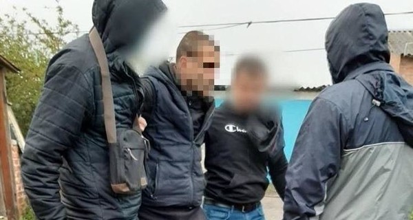 В Харькове задержали подозреваемых в избиении и изнасиловании 17-летнего парня 