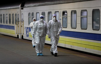 Число заболевших коронавирусом в Украине достигло 15 тысяч человек