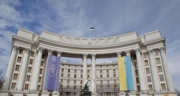 В МИД  прокомментировали оценку России на год президентства Зеленского