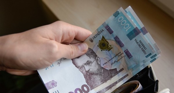 Экономисты о заявлении Зеленского: Зарплата 5 тысяч гривен – это уровень пассивного рабства