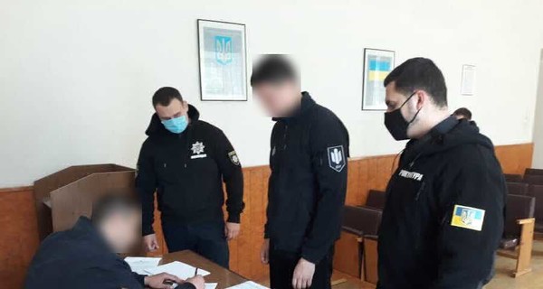 В Одессе участкового подозревают в пытках детей в приюте 