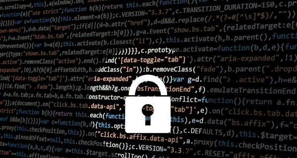 В Тернополе спецназ задержал хакера, который продавал электронные базы данных