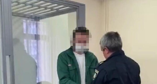 В Киеве мужчина насиловал 13-летнего крестника для продажи порноконтента