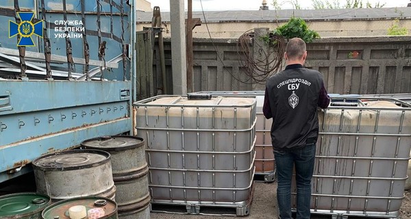 В Харьковской области из центра обеспечения ВСУ тоннами воровали топливо 