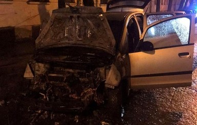 Во Львове вынесли приговор за поджог автомобиля журналистки 