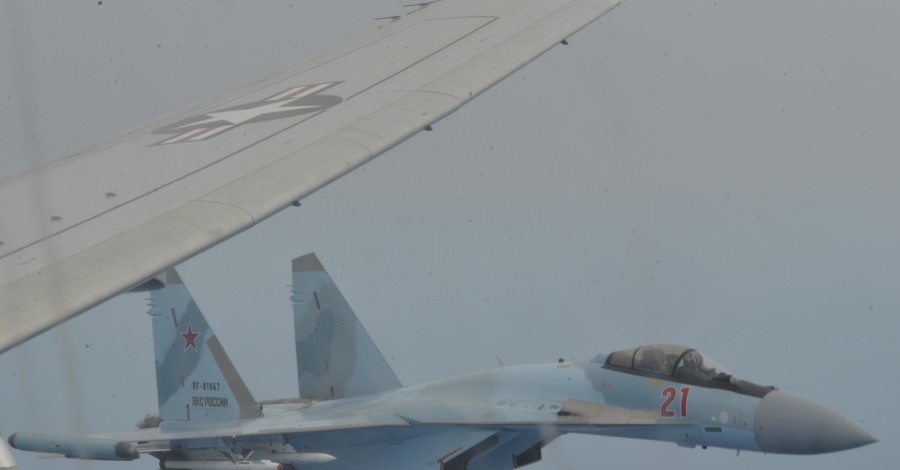 США заявили о перехвате их самолета над Средиземным морем двумя российским Су-35