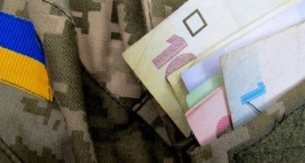 С Кабмином за увеличение суммы пособия судится инвалид войны I группы