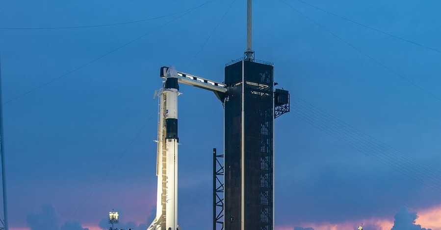 Запуск ракеты Илона Маска даст старт борьбе за Луну