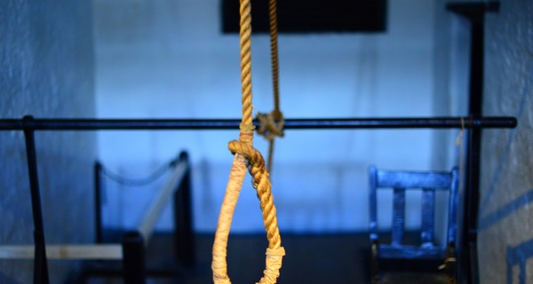 Самоубийство в прямом эфире: житель Мукачево перед смертью пожаловался на полицию